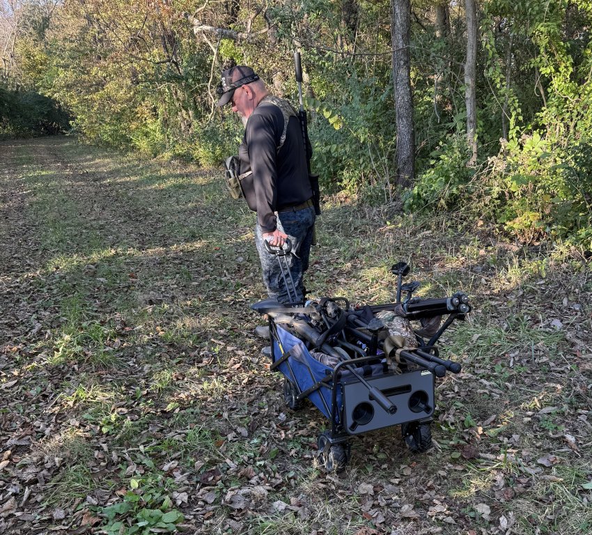 coyote-hunting-with-wagon.jpg
