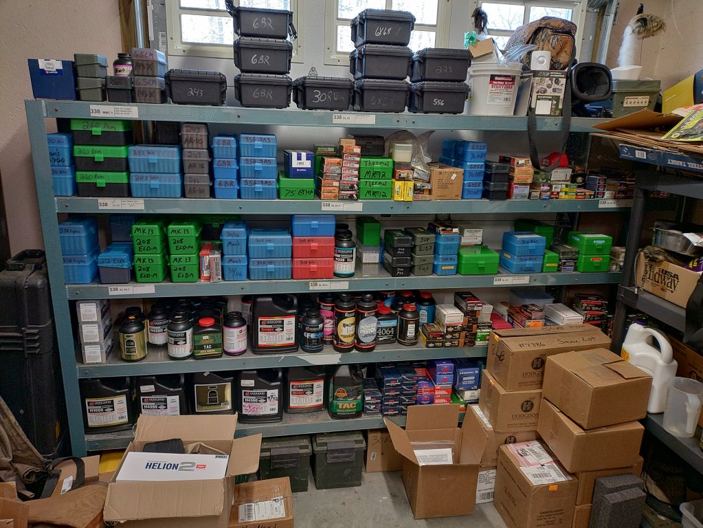 Reloading Room Pictures. | Predator Masters
