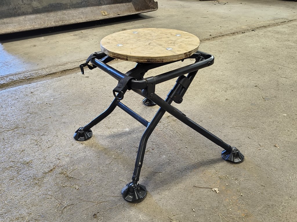 new chair (1).jpg